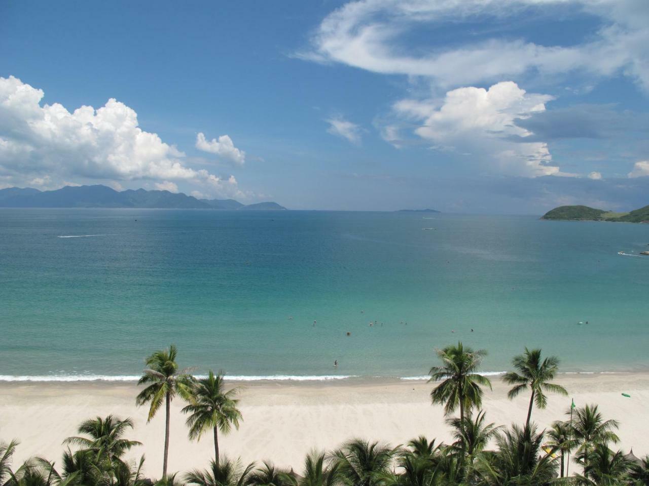 Tokia Hotel Nha Trang Zewnętrze zdjęcie
